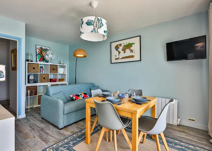 Quartier Des Presidents - Vue レ・サ​​ーブル・ドロンヌ